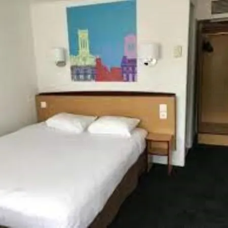 Kyriad Direct Nancy Est - エッセイ・レ・ナンシー