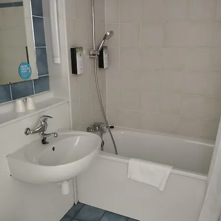 Kyriad Direct Nancy Est - Hotell Essey-lès-Nancy