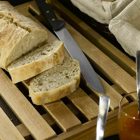 ホテル Kyriad Direct Nancy Est -