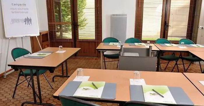 Kyriad Direct Nancy Est - 호텔 에세이레낭시