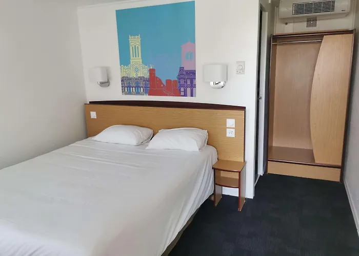 Kyriad Direct Nancy Est - 호텔 에세이레낭시