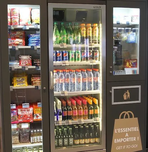 Kyriad Direct Nancy Est - 호텔 에세이레낭시